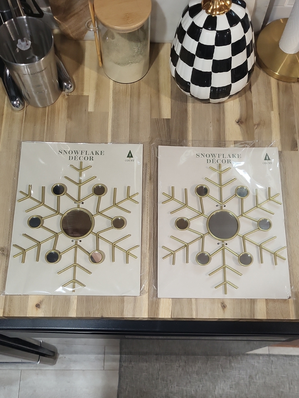 ❄️NEW! Large Gold Snowflake Wall Decor with Mirrored Accents